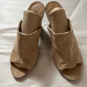 🧡3/15 Fioni Suede Open Toed Mule Heels Women's 6